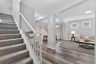 2525 James Ave N, Minneapolis, MN 55411 - Photo 5