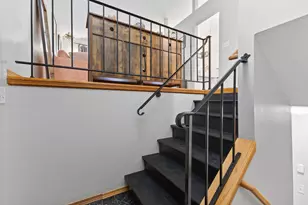 18120 Covington Path, Minnetonka, MN 55345 - Photo 3
