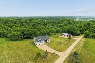 140 Hill Crest Ct, Glenwood City, WI 54013 - Photo 35