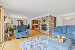 314 N Cove Rd, Hudson, WI 54016 - Photo 5