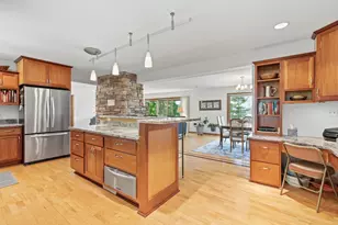 314 N Cove Rd, Hudson, WI 54016 - Photo 11