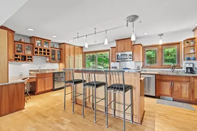 314 N Cove Road, Hudson, WI 54016 - Photo 9