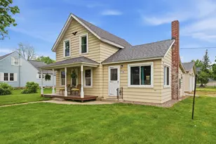 278 Chestnut St NE, Mazeppa, MN 55956 - Photo 1