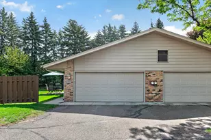 9601 Lonsdale Cir, Hopkins, MN 55305 - Photo 1
