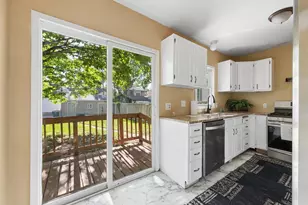 3318 Vincent Ave N, Minneapolis, MN 55412 - Photo 13