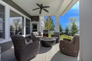 298 Shorewood Dr, Detroit Lakes, MN 56501 - Photo 29