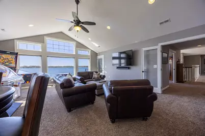 298 Shorewood Drive, Detroit Lakes, MN 56501 - Photo 53