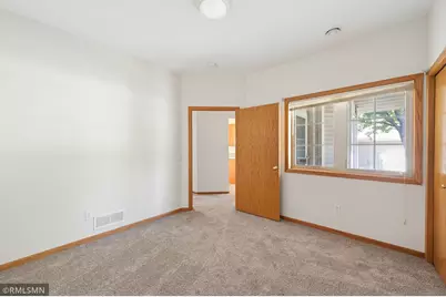 6801 24th Street N, Oakdale, MN 55128 - Photo 17