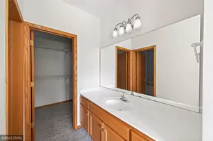 6801 24th St N, Oakdale, MN 55128 - Photo 13