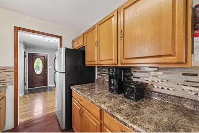 2144 Geranium Avenue E, Saint Paul, MN 55119 - Photo 11
