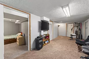 2144 Geranium Ave E, Saint Paul, MN 55119 - Photo 23