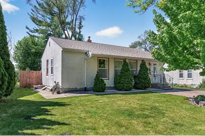 2144 Geranium Avenue E, Saint Paul, MN 55119 - Photo 1