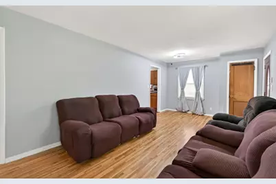 2144 Geranium Avenue E, Saint Paul, MN 55119 - Photo 5