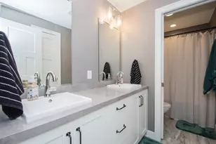 5674 43rd St S, Fargo, ND 58104 - Photo 29