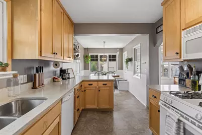 1654 Juno Avenue, Saint Paul, MN 55116 - Photo 9