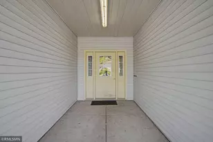 3292 Greenbrier St, Vadnais Heights, MN 55127 - Photo 17