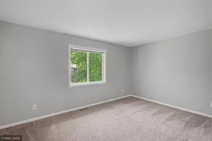 3292 Greenbrier St, Vadnais Heights, MN 55127 - Photo 13