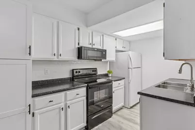 3620 Independence Avenue S #10, Saint Louis Park, MN 55426 - Photo 7