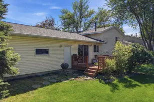 8979 Vinewood Ln N, Maple Grove, MN 55369 - Photo 23