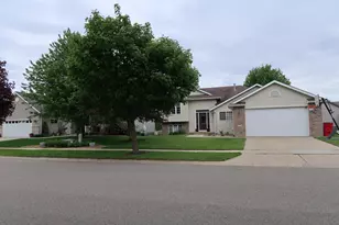 480 Manor Ridge Dr NW, Rochester, MN 55901 - Photo 1