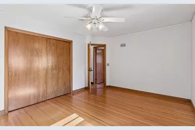 988 Sherren Street W, Roseville, MN 55113 - Photo 13