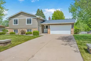 1375 Balsam St E, Eagan, MN 55123 - Photo 25
