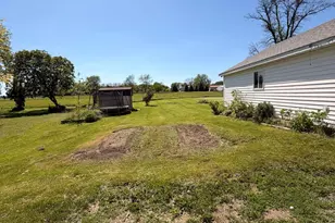 204 3rd St, Lyle, MN 55953 - Photo 21