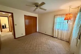 137 2nd St E, Tracy, MN 56175 - Photo 7