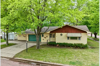 137 2nd Street E, Tracy, MN 56175 - Photo 1