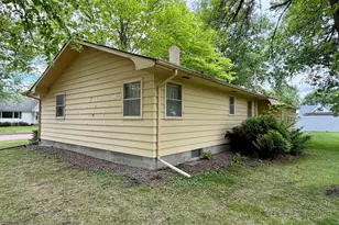 137 2nd St E, Tracy, MN 56175 - Photo 5