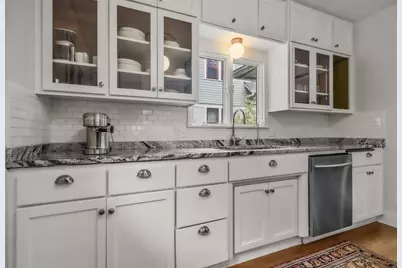 140 Fairview Avenue S, Saint Paul, MN 55105 - Photo 21