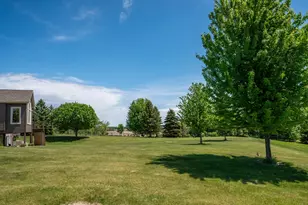 9015 Schutte Ct, Corcoran, MN 55340 - Photo 9