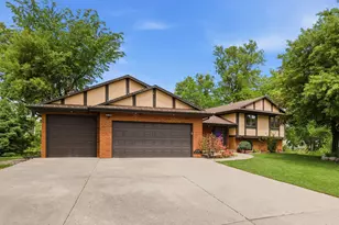 5724 Auto Club Cir, Bloomington, MN 55437 - Photo 1