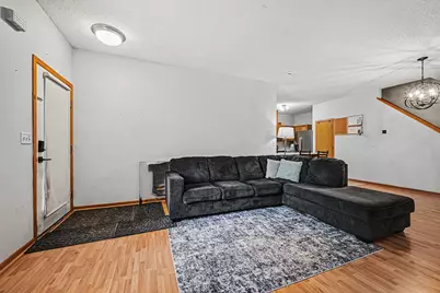 1106 Crystal Place W, Chaska, MN 55318 - Photo 7