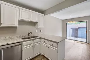 6387 St John's Dr, Eden Prairie, MN 55346 - Photo 5