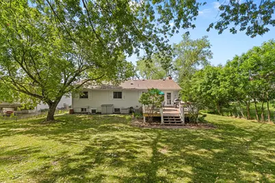 543 Westfield Lane, Vadnais Heights, MN 55127 - Photo 5