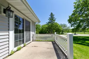 2814 Riverwood Ln NW, Rochester, MN 55901 - Photo 5