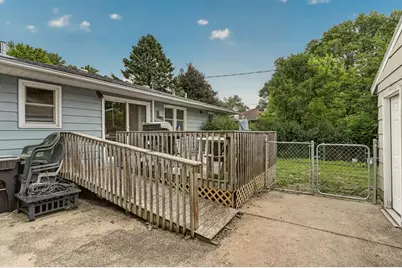 2412 25th Street NW, Rochester, MN 55901 - Photo 23