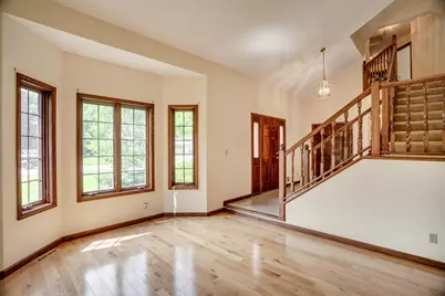 16760 N Manor Road, Eden Prairie, MN 55346 - Photo 3