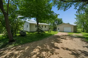 20334 A St, Le Center, MN 56057 - Photo 5
