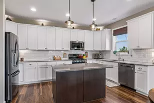 4367 Parkview Cir, Anoka, MN 55303 - Photo 15