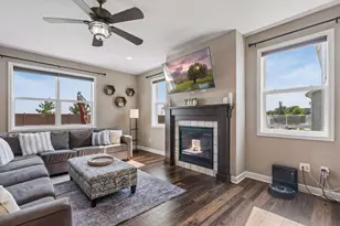 4367 Parkview Cir, Anoka, MN 55303 - Photo 23