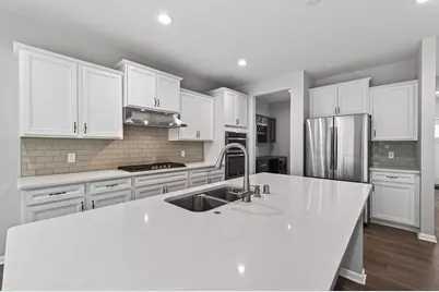 532 Aidan Cove, Eagan, MN 55123 - Photo 3