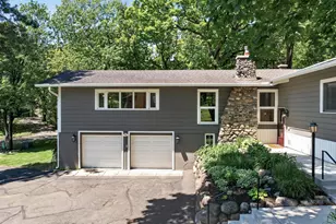12020 Mayflower Cir, Hopkins, MN 55305 - Photo 3