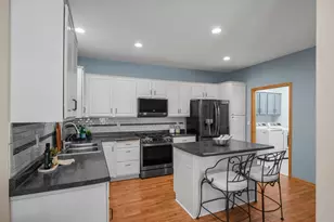 2001 111th Ct NE, Blaine, MN 55449 - Photo 7