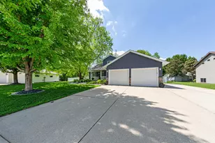 1660 Mineral Springs Pkwy, Owatonna, MN 55060 - Photo 3