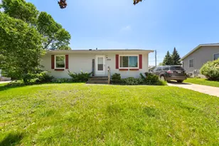 2038 44th St NW, Rochester, MN 55901 - Photo 3