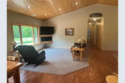 36173 W County Line Rd, Hill City, MN 55748 - Photo 11