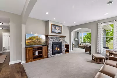 25441 Heims Lake Circle, Wyoming, MN 55092 - Photo 11