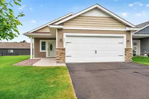 211 8th Ave NE, Isanti, MN 55040 - Photo 1